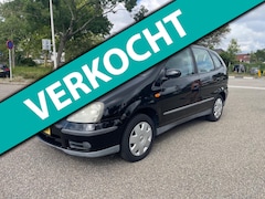 Nissan Almera Tino - 1.8 Visia / airco / elek.ramen / deurvergrendeling / nap