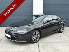 Lexus ES - 300h F Sport 2021 Mark-Levinson
