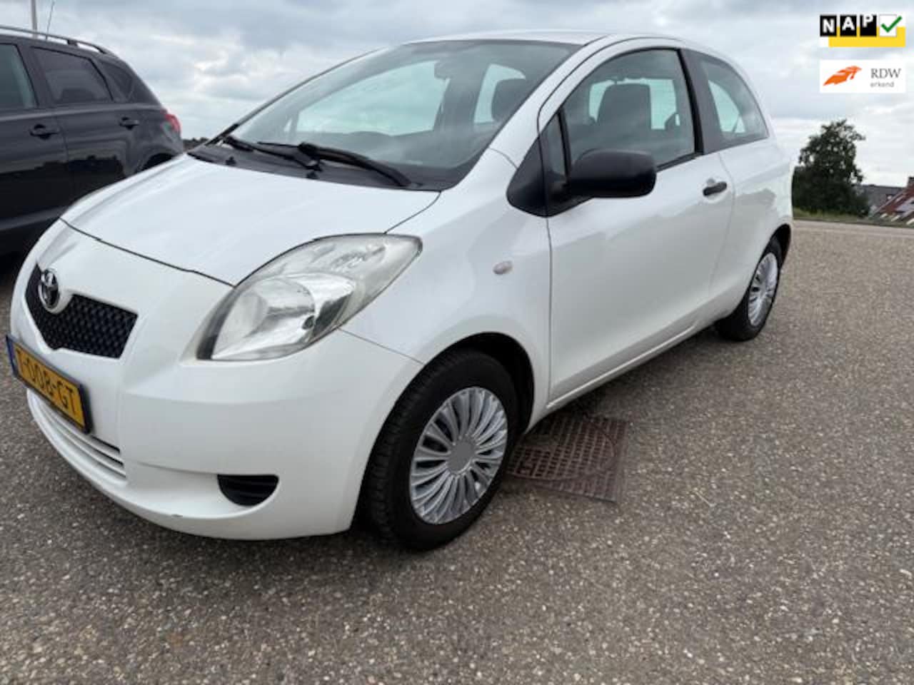 Toyota Yaris - 1.0 VVTi + Stuurbekrachtiging 1SteEigenaar APK - AutoWereld.nl
