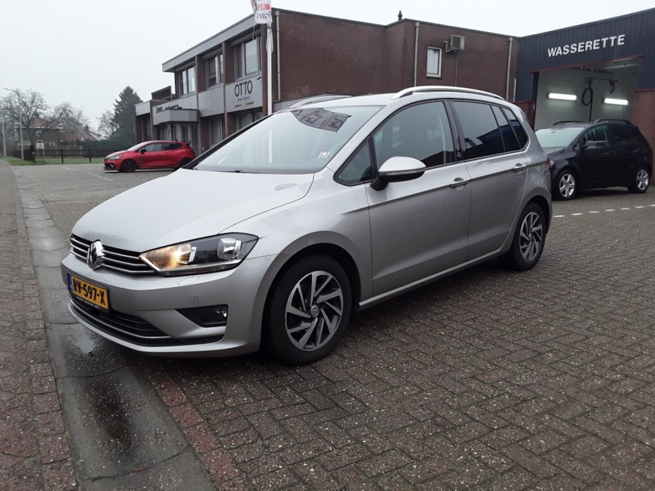Volkswagen Golf Sportsvan - SPORTSVAN 1.4 TSI SOUND / NAVI / TREKHAAK / PDC / C.C. - AutoWereld.nl