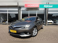 Toyota Auris - 1.2T ASPIRATION LIMITED 1e Eign. Trekhaak (All-in prijs)
