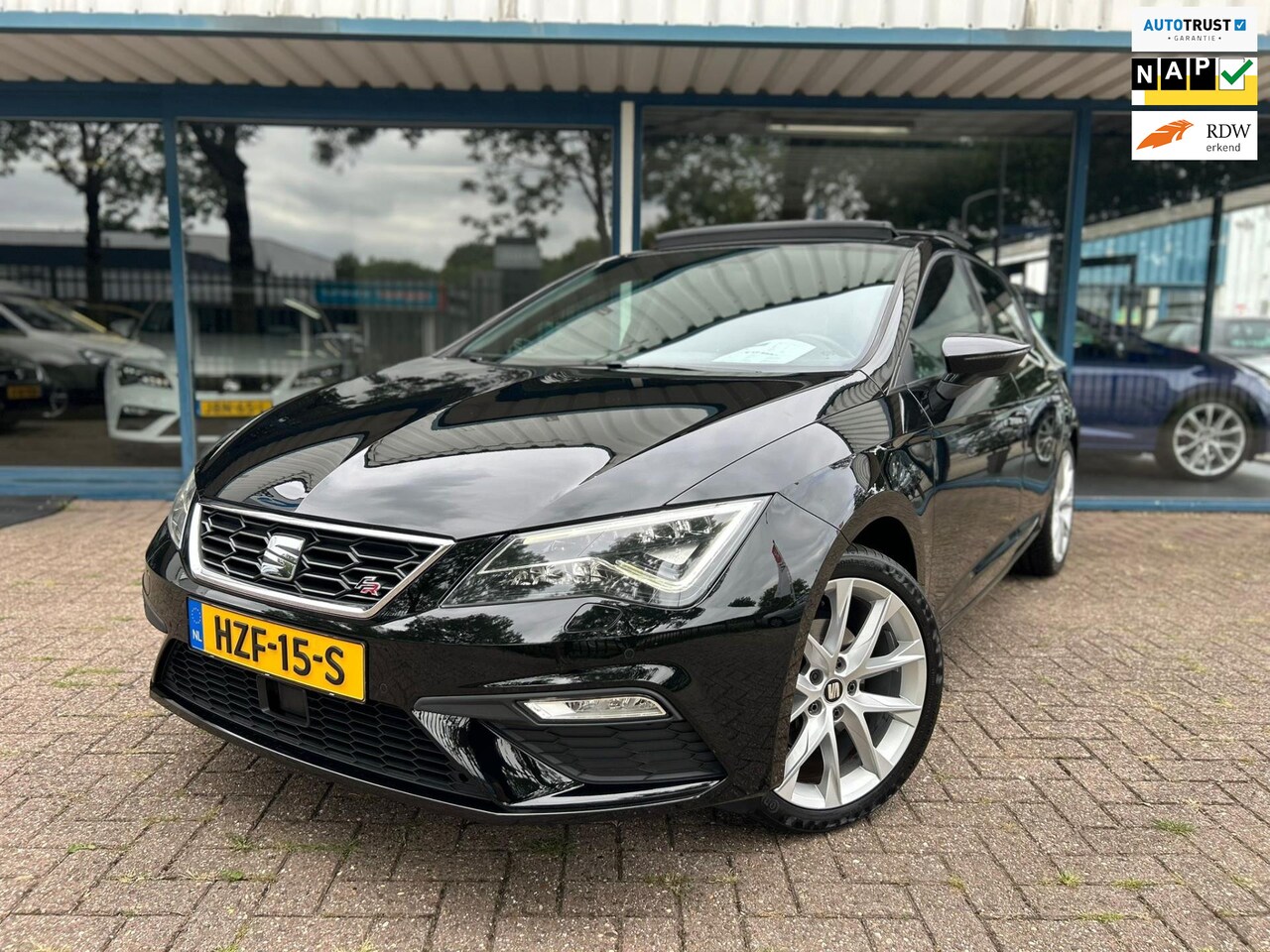 SEAT Leon - 1.4 EcoTSI FR|Pano|Alcantara|LED|DAB+Seat Sound - AutoWereld.nl