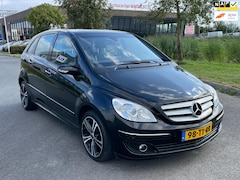 Mercedes-Benz B-klasse - 150, Aut, Trekhaak, Radio CD, Half leder, Elektr ramen, Cruise, Geen import, Nap