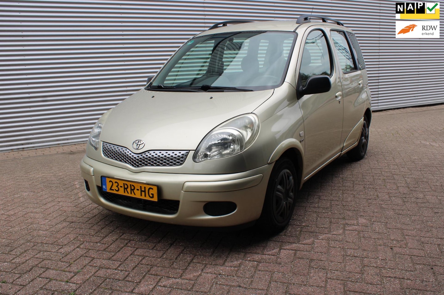 Toyota Yaris Verso - 1.3 VVT-i Sol 1.3 VVT-i Sol - AutoWereld.nl