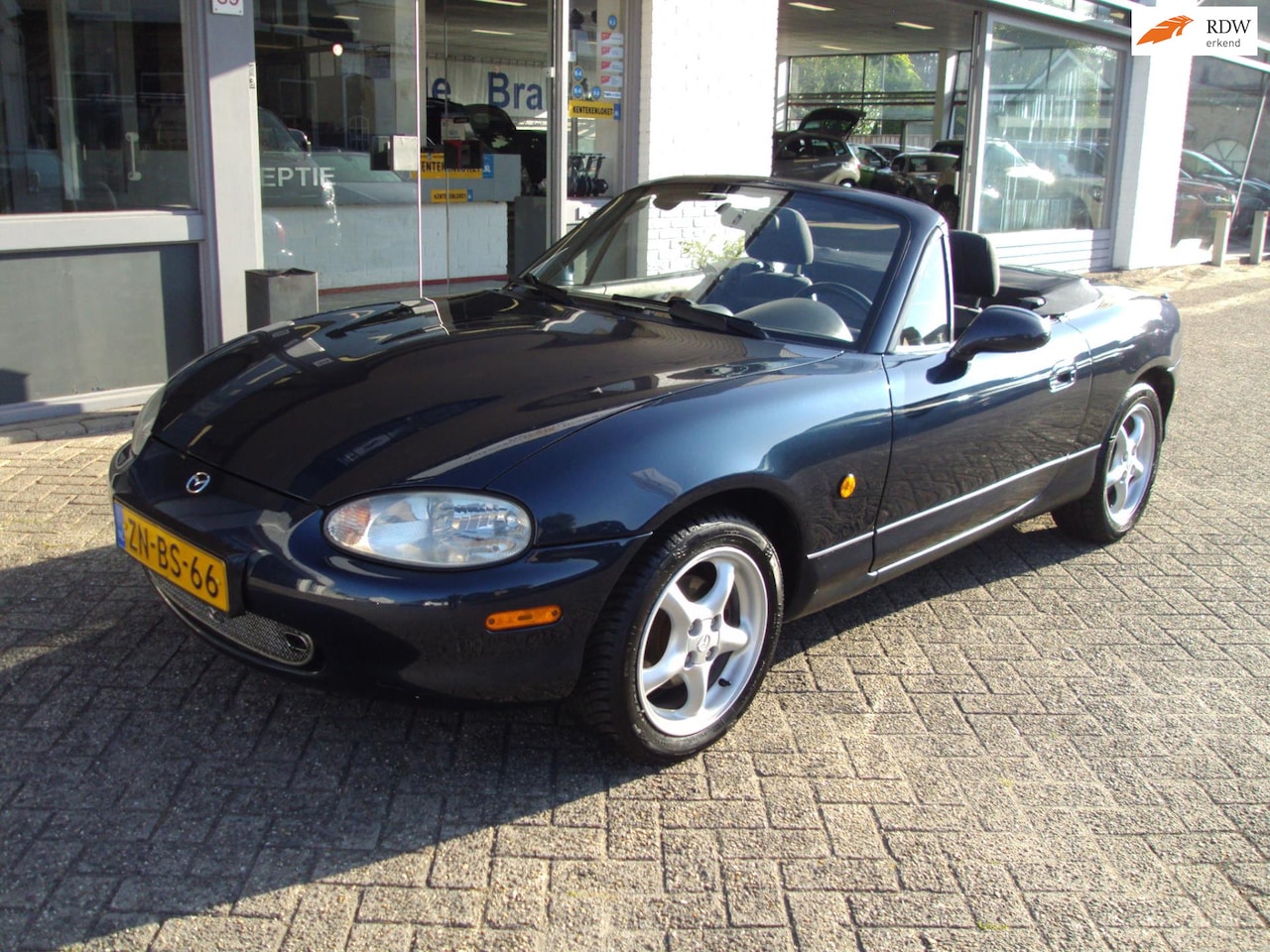 Mazda MX-5 - 1.6i 1.6i - AutoWereld.nl