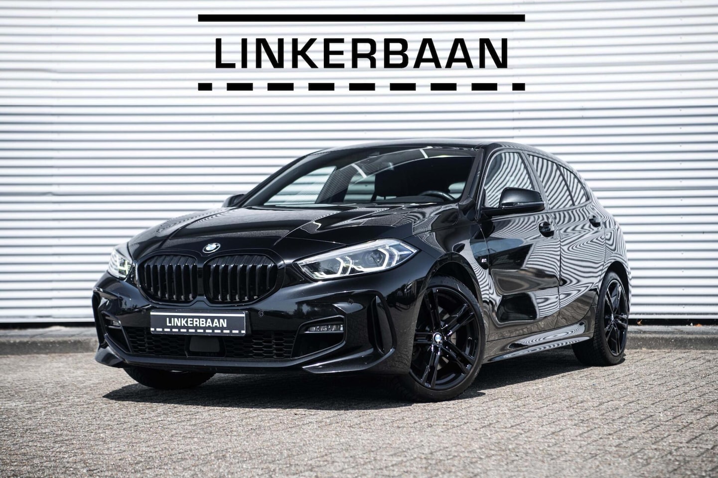 BMW 1-serie - 120i | M Sport | PDC | LED | 18 inch | - AutoWereld.nl