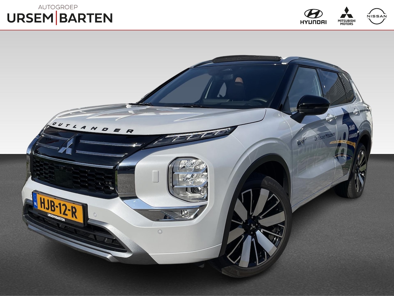 Mitsubishi Outlander - 2.4 PHEV Instyle+ 2.4 PHEV Instyle+ - AutoWereld.nl