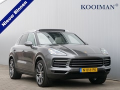 Porsche Cayenne - 3.0 E-Hybrid 340pk Automaat 21 Inch / Panoramadak / Soft-close / Apple Carplay