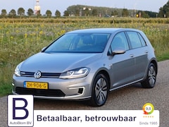 Volkswagen e-Golf - e-Golf / Cruise control/ LED / Digidash