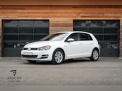 Volkswagen Golf - 1.2 TSI 'CUP' | Camera | Stoelverwarming