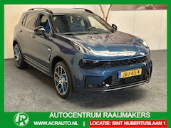 Lynk & Co 01 - 1.5 ZWARTE HEMEL 50 STUKS OP VOORRAAD VOL OPTIES 360 CAMERA ADAPTIVE CRUISE CONTROL PANORA