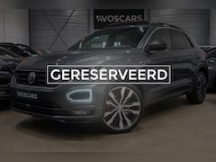Volkswagen T-Roc - 1.5 TSI 3x R-Line DSG * Pano - Camera - 19" - ACC - Lane - App - LED