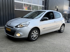 Renault Clio - 1.5 dCi 88PK Night & Day Navi Clima ECC Bluetooth