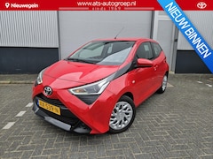 Toyota Aygo - 1.0 VVT-i x-play Automaat, Apple carplay/Android Auto, Org Nl en dealeronderhouden