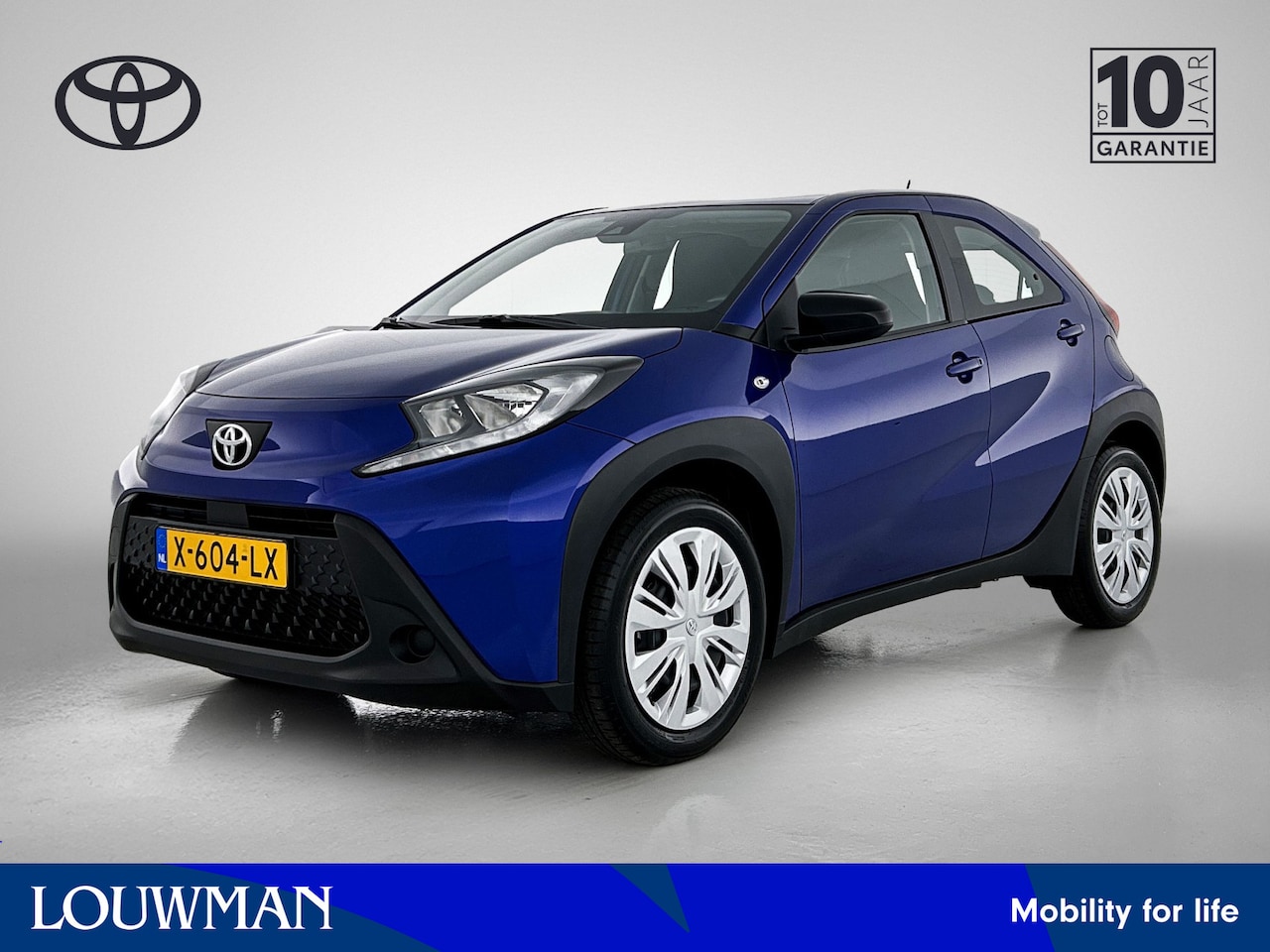 Toyota Aygo X - 1.0 VVT-i S-CVT Play | 1e Eigenaar | BTW'er | Dealer Onderhouden | SL 74 - AutoWereld.nl