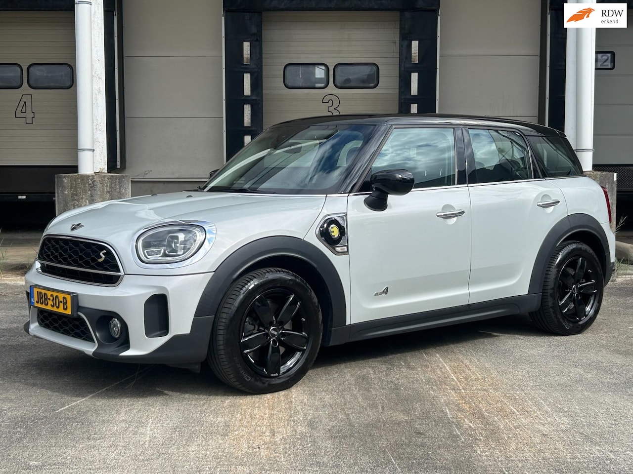 MINI Countryman - Mini 2.0 Cooper S E ALL4 Chili / Carplay / Onderhouden - AutoWereld.nl