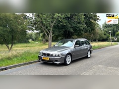 BMW 5-serie Touring - 525i M Sport TOPSTAAT