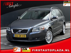 Volvo V50 - 2.4 D5 Momentum AUTOMAAT LEDER/STOELVERWARMING/CRUISE/PDC | NETTE AUTO