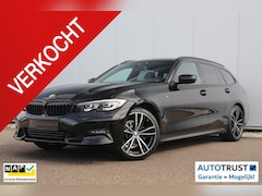 BMW 3-serie Touring - 318i M Sport Shadowline Automaat 18 inch LED Half Leder Navigatie Carplay Android Sfeerver