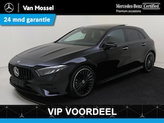 Mercedes-Benz A-klasse - 180 Star Edition AMG Line /Panoramadak /Night pakket /Dodehoekassistent /19 Inch