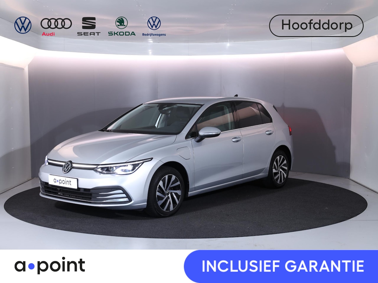 Volkswagen Golf - 1.4 eHybrid Style 204 pk Automaat (DSG) | Navigatie | Parkeersensoren | Adaptieve cruise c - AutoWereld.nl
