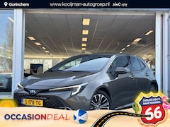 Toyota Corolla - 1.8 Hybrid First Edition Navigatie | LED | Parkeersensoren | Stoelverwarming | Keyless Ent
