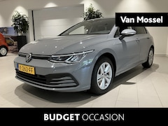 Volkswagen Golf - 1.5 TSI Style 131 PK | Apple Carplay | Stoelverwarming | Trekhaak | Parkeersensoren | Stuu