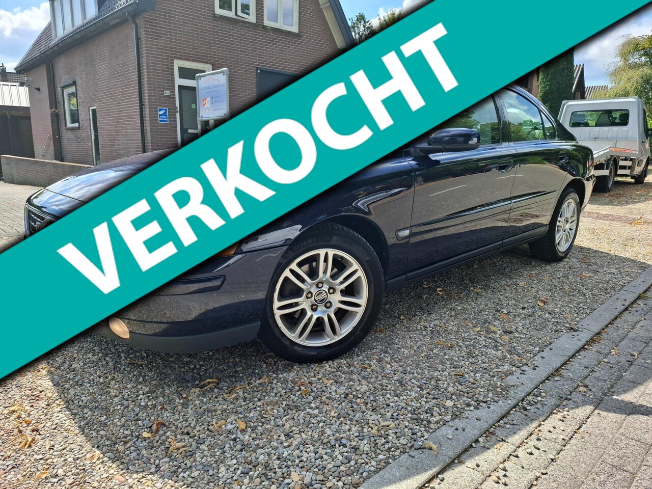 Volvo S60 - 2.4 Kinetic airco cruise APK maart 2026 trekhaak - AutoWereld.nl