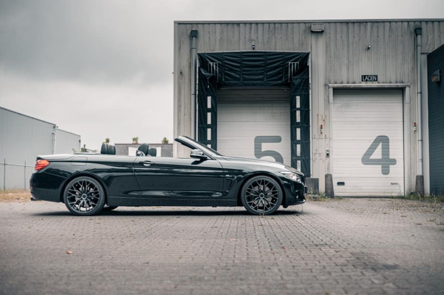 BMW 4-serie Cabrio - 435i High Executive | M-Pakket | Nieuwe APK - AutoWereld.nl