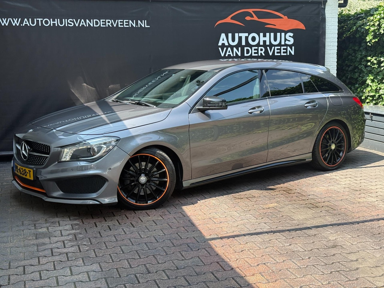 Mercedes-Benz CLA-klasse Shooting Brake - 220 CDI Prestige Orange Art Edition - AutoWereld.nl