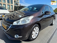 Peugeot 208 - 1.2 VTi Allure Pano Cruise PDC LMV Navi