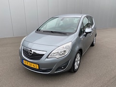 Opel Meriva - 1.4 Turbo Berlin
