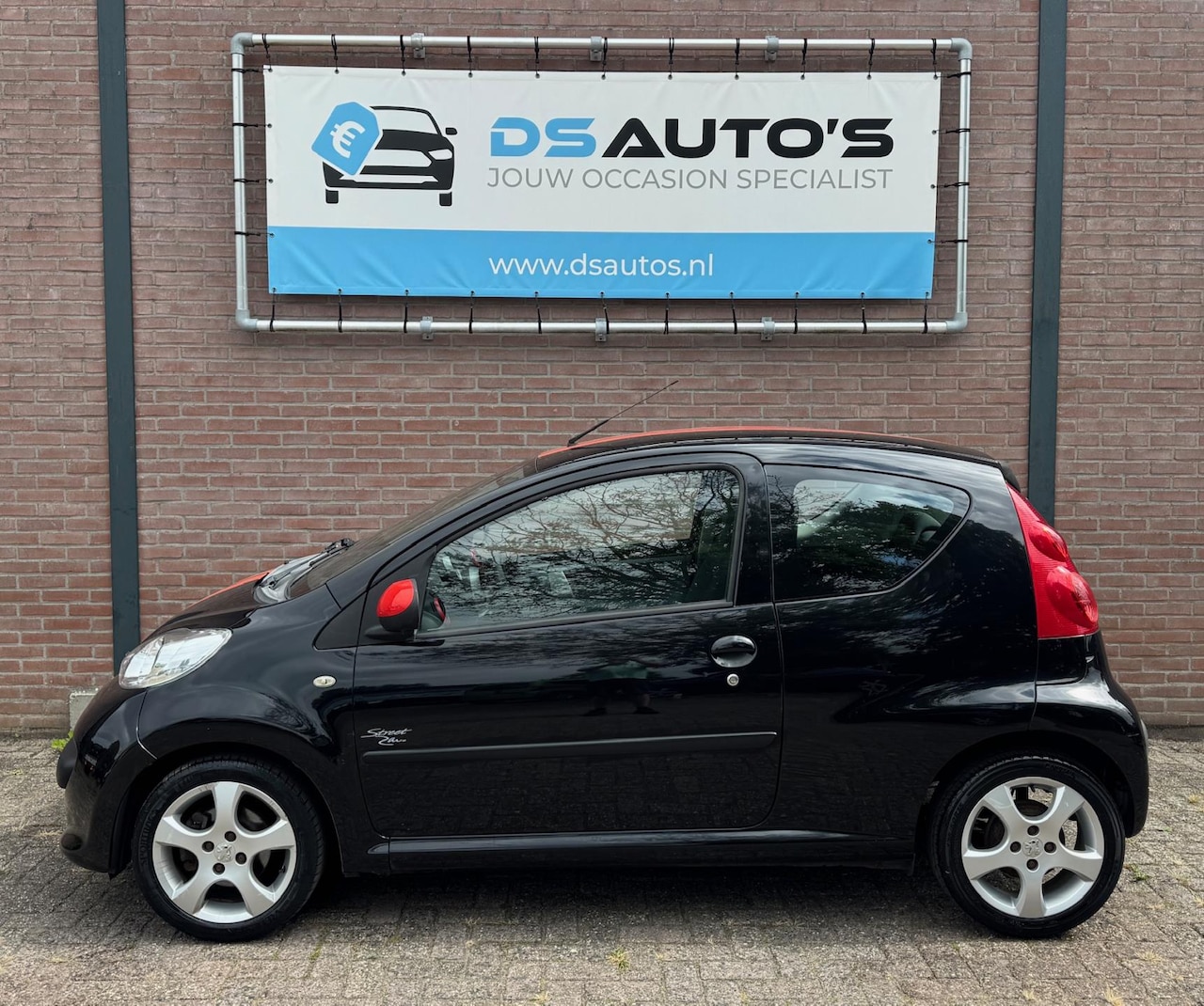 Peugeot 107 - 1.0-12V XR Airco - AutoWereld.nl