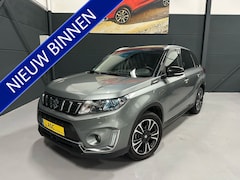 Suzuki Vitara - 1.4 Boosterjet 140pk Stijl (Automaat) Leder Navigatie Camera Panoramadak Xenon