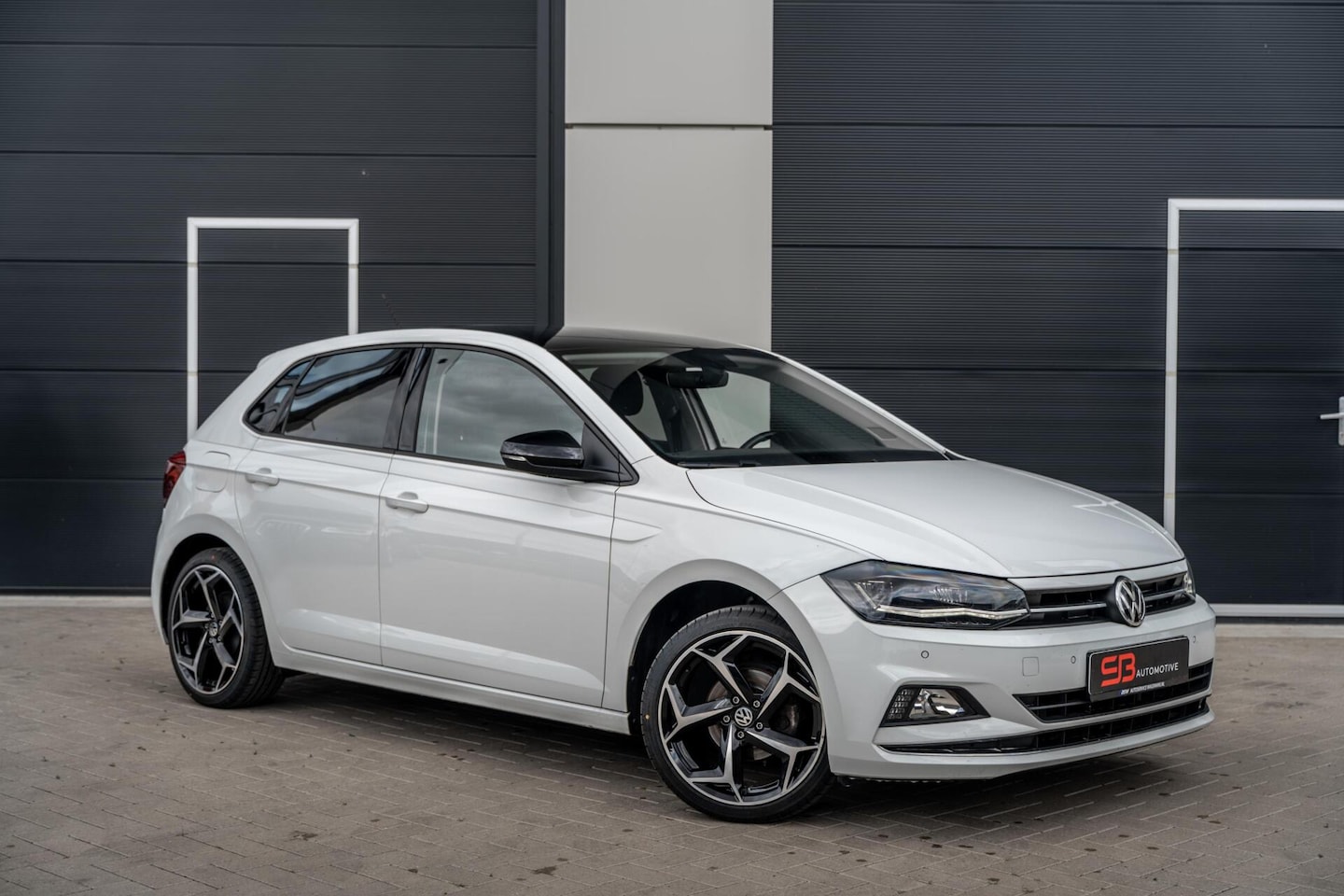 Volkswagen Polo - 1.0 TSI Stoelverw|R Line Velgen|Carplay - AutoWereld.nl