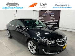 Opel Insignia - 1.6 T Business+ NAVIGATIE / LEDER-BEKLEDING