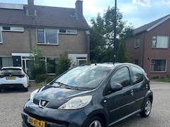 Peugeot 107 - 1.0-12V XS Urban Move