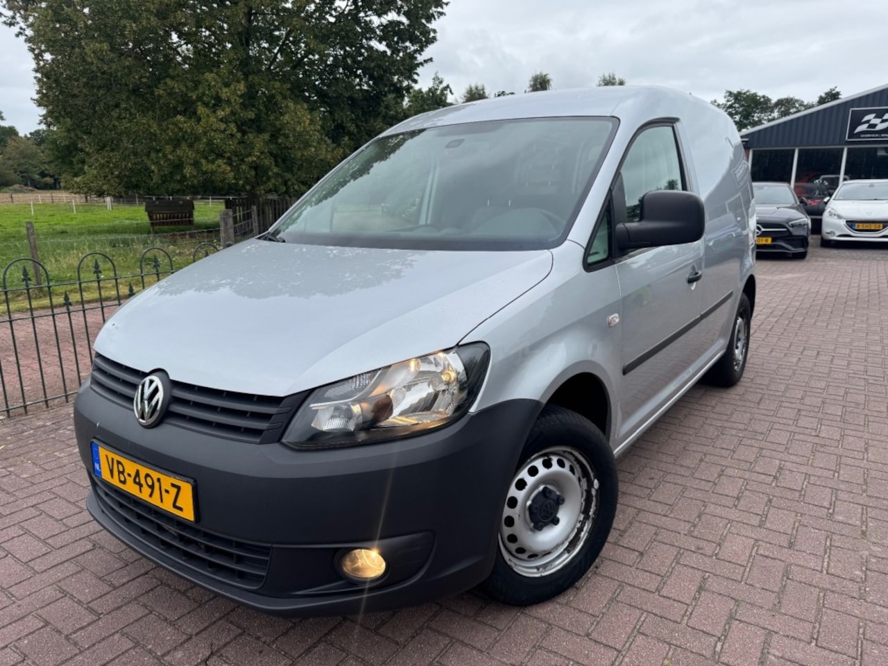 Volkswagen Caddy - Caddy 1,6 TDI Airco Cruise Trekhaak - AutoWereld.nl