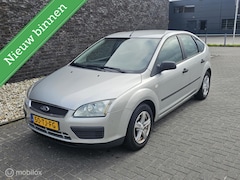 Ford Focus - 1.4-16V Ambiente Airco - Trekhaak