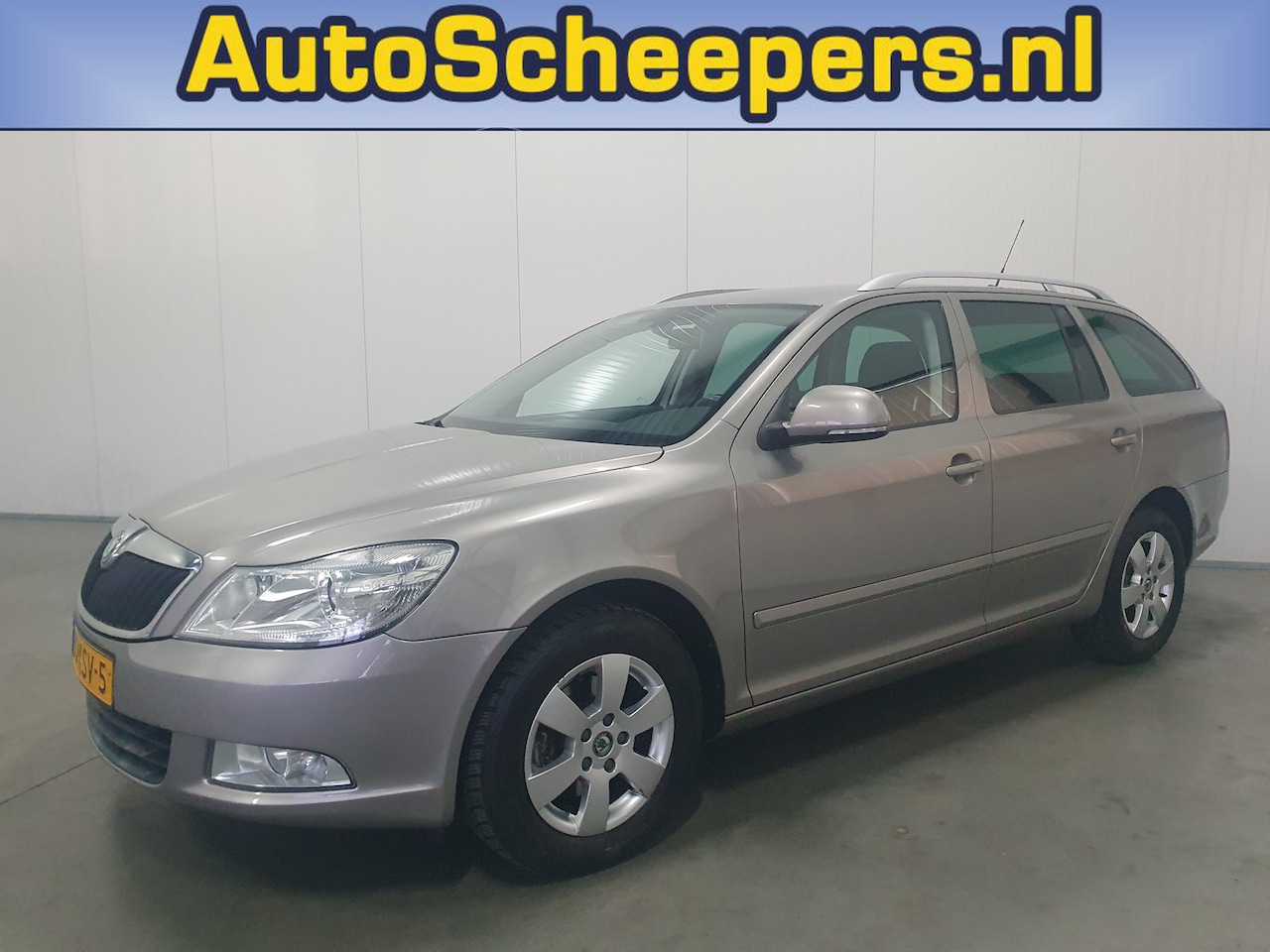 Skoda Octavia Combi - 1.4 TSI Elegance NAVI/TRHAAK/CLIMA/CRUISE - AutoWereld.nl