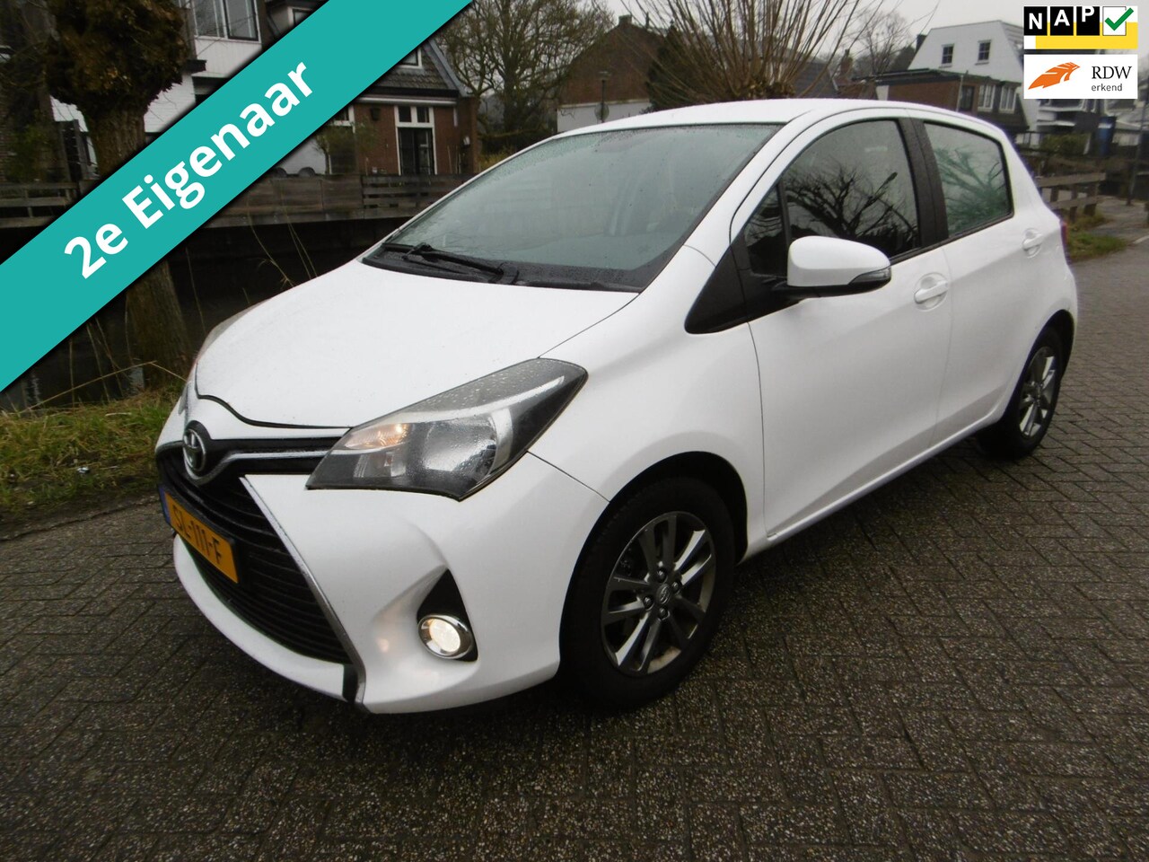Toyota Yaris - 1.0 VVT-i Trend 5-deurs Airco Zuinig A-Label 2e eigenaar - AutoWereld.nl