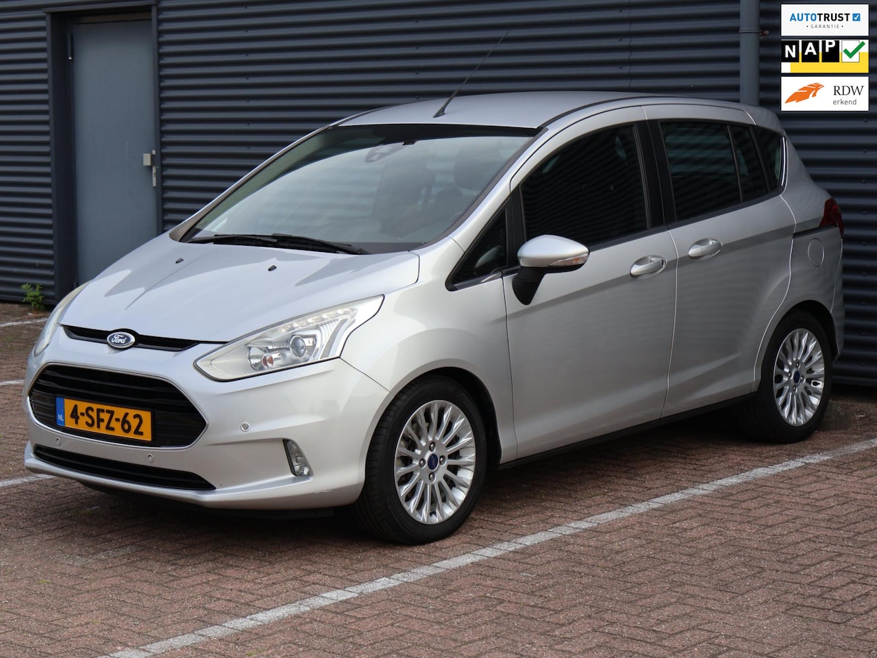 Ford B-Max - 1.0 EcoBoost Titanium |Nav|Cam|Cruise|PDC|Climate|Nwe. APK - AutoWereld.nl
