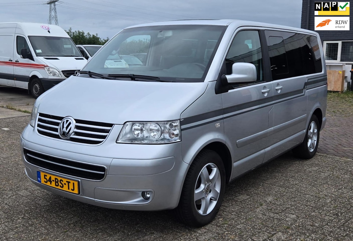 Volkswagen Transporter Multivan - 1.9 TDI Comfortline 2e Eigenaar Halve Camper - AutoWereld.nl