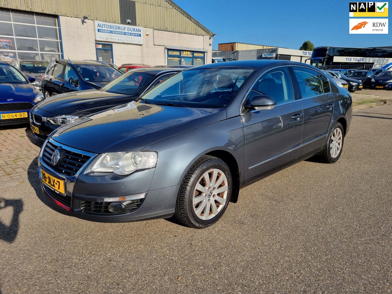 Volkswagen Passat - 1.4 TSI Comfortline Sedan Bj:2009 NAP! - AutoWereld.nl