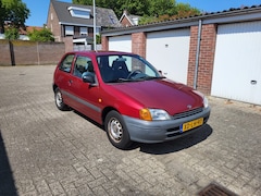 Toyota Starlet - 1.3-16V