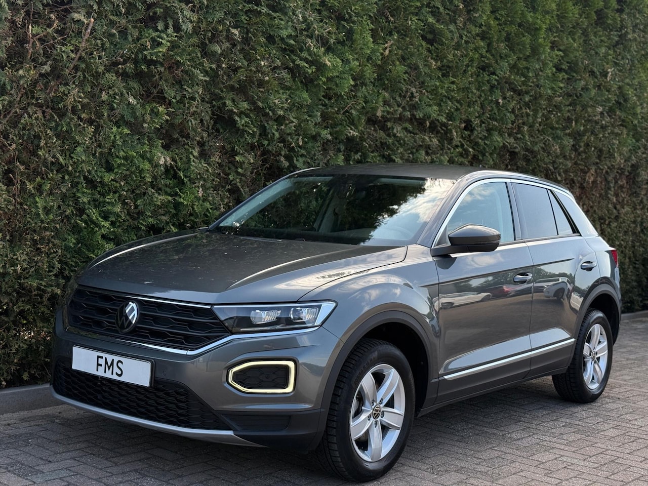 Volkswagen T-Roc - 1.5 TSI Sport Trekhaak Camera - AutoWereld.nl
