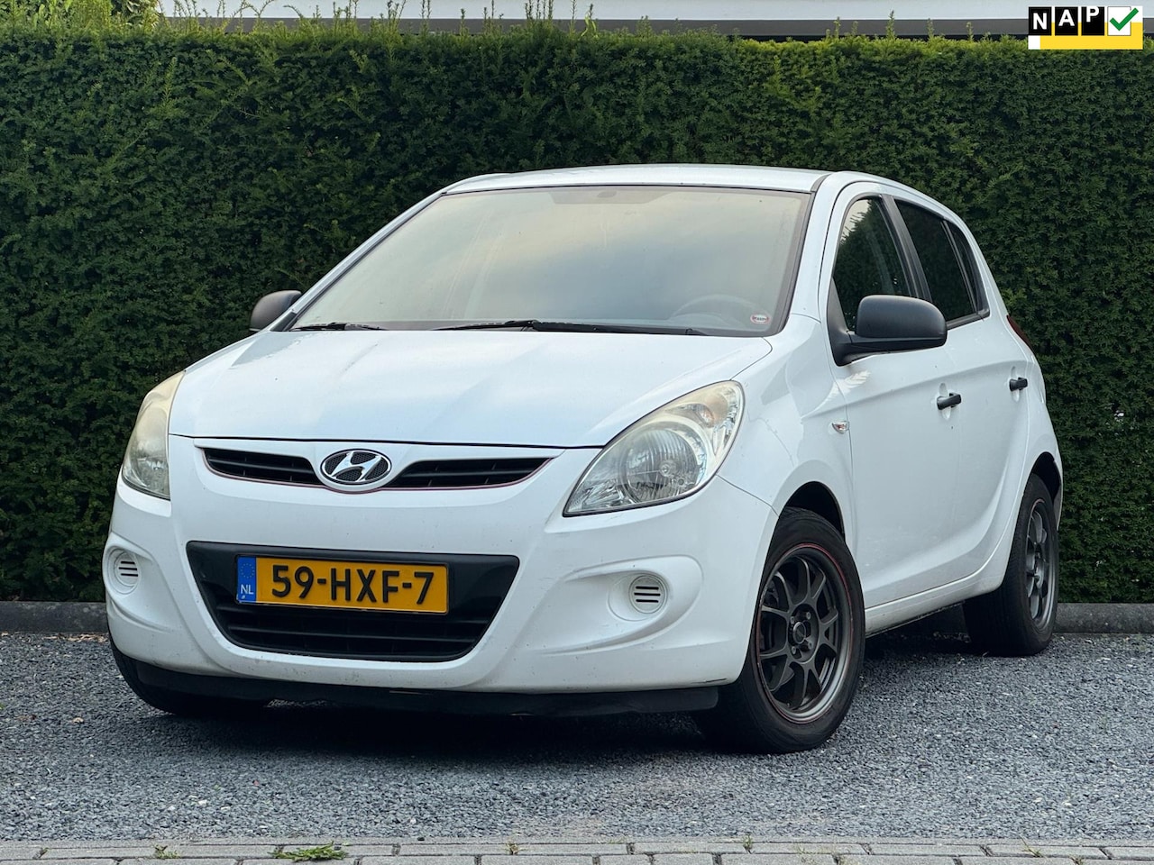 Hyundai i20 - 1.2i ActiveVersion | APK 03-2026 | INRUILKOOPJE - AutoWereld.nl