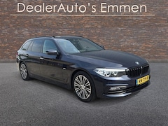 BMW 5-serie Touring - 520i LEDER SPORTSTOELEN 18"LMV NAVIGATIE XENON