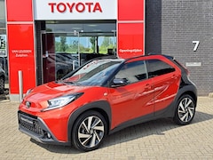 Toyota Aygo X - ENVY AUTOMAAT STOELVERWARMING APPLE & ANDROID DEURRANDBESCHERMERS AIRCO