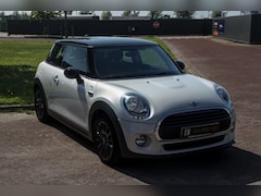 MINI Cooper - 1.5 Business Automaat|Navi|JCW Velgen|Zwart Dak|